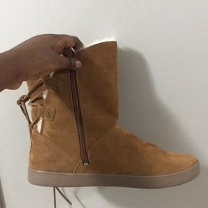 Koolaburra by ugg